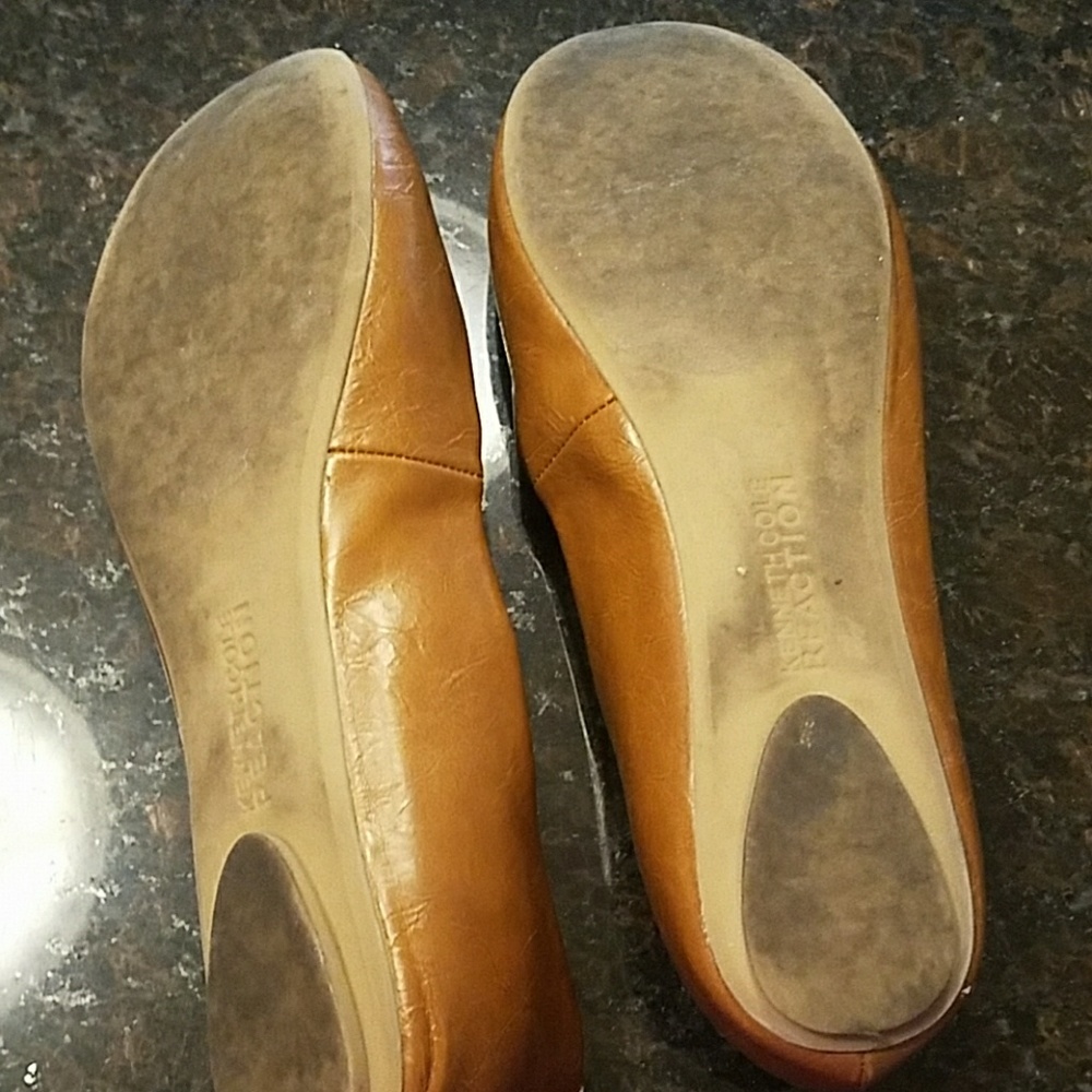 Kenneth Cole flats - Picture 2 of 3